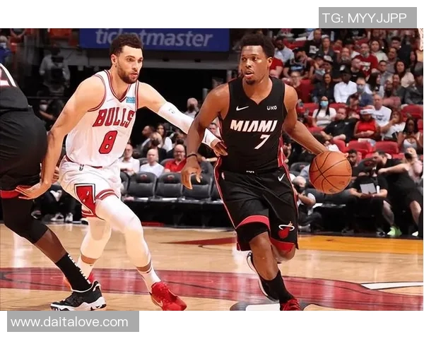 2011年NBA总决赛公牛对热火精彩回顾与球迷热议分析